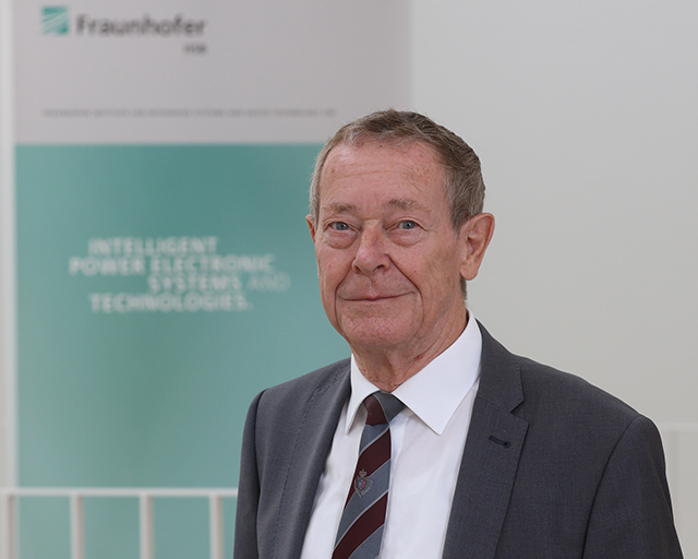 Prof. Heiner Ryssel, von 1985 bis 2008 Leiter des Fraunhofer IISB. Prof. Heiner Ryssel, von 1985 bis 2008 Leiter des Fraunhofer IISB.