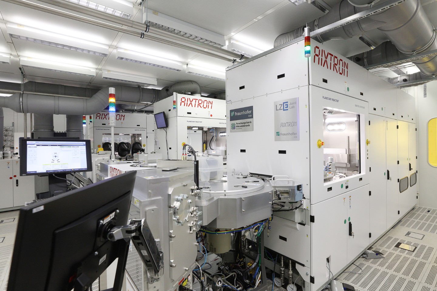 Besuch von Dr. Jochen Linck, Vorstand der AIXTRON SE
