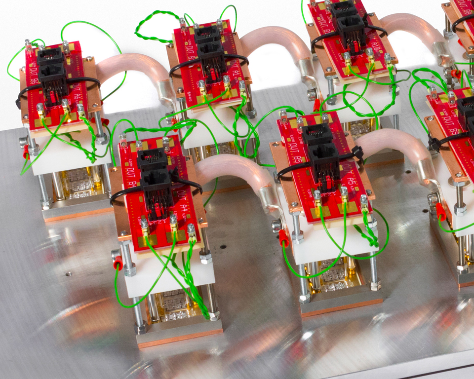 Heat sink for 10 power modules