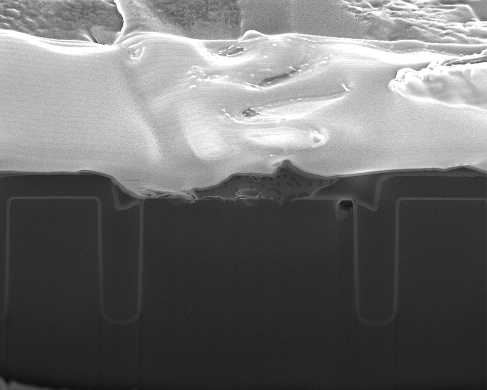 Focused ion beam analysis of an IGBTCross section